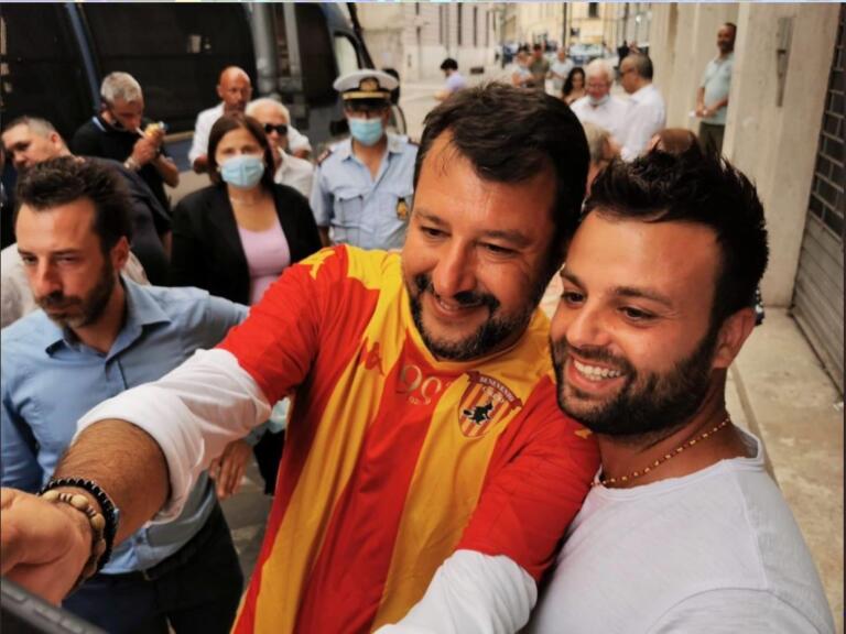 A Benevento senza mascherina, Mastella multa Salvini