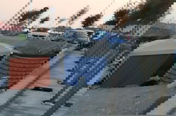 Giornalista aggredita da bagnanti sgomberati a Palermo: «Mi hanno picchiato tante donne»