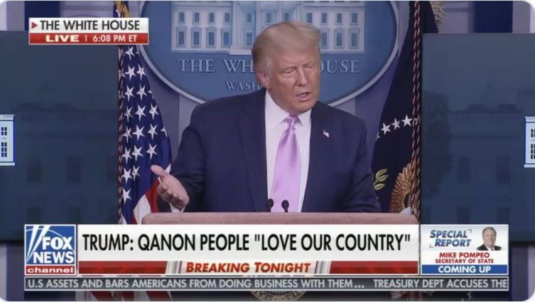Trump abbraccia Qanon: “Persone che amano il nostro Paese”