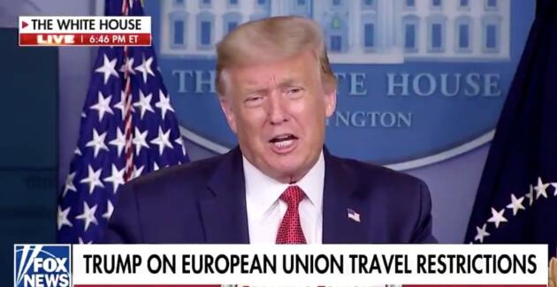 La storia secondo Trump: «Nel 1917, la pandemia fece terminare la seconda guerra mondiale» article-post