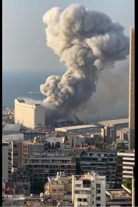 Trump sicuro: “A Beirut e’ stato un attentato” Trump sicuro: “A Beirut e’ stato un attentato”