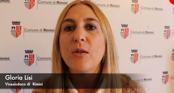 La vicesindaca di Rimini: «Comune pronto ad affiancarsi alla denuncia della famiglia vittima di razzismo»