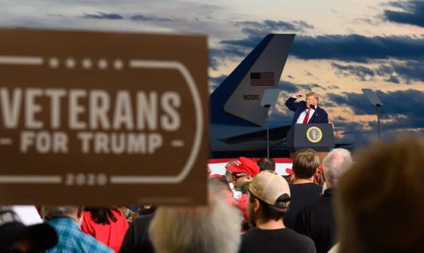 Vaccino Usa approvato prima dell’ultima fase per favorire la rielezione di Trump