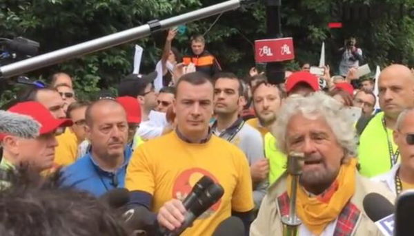 Come Rousseau ha smontato il Movimento 5 Stelle in 311 mosse (o votazioni)