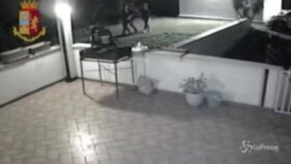 Stupro di Matera, le minorenni sono state drogate: «Erano terrorizzate»