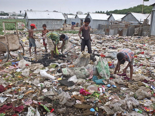 Così l’1% della popolazione mondiale sta mettendo in ginocchio il Pianeta