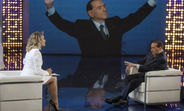 Berlusconi, dimesso dal San Raffaele, attacca la Lega