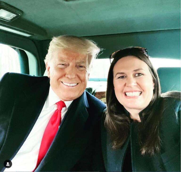 La proposta indecente di Trump alla portavoce: “Vai con Kim per il bene degli Stati Uniti”