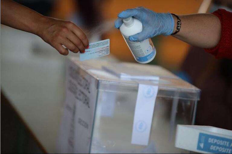 L’emergenza Covid non si ferma, vicini al milione di vittime L’emergenza Covid non si ferma, vicini al milione di vittime