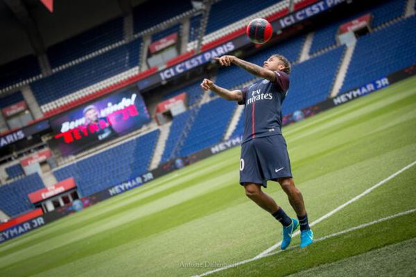 Focolaio al Psg: Neymar, Di Maria e Paredes positivi al coronavirus