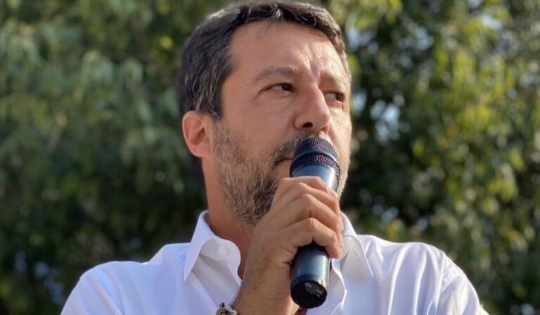Salvini e i 49 milioni: «Non esistono più, abbiamo dovuto chiudere anche Radio Padania»