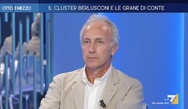 Travaglio: «Su Berlusconi non mi esprimo finché non si rimette, ci vuole stile» article-post