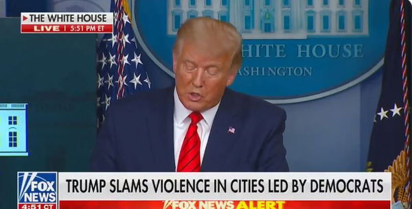 Violenze nelle città, è scontro totale tra Trump e Biden