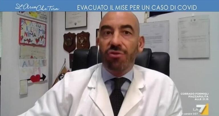 Secondo l’infettivologo Bassetti, il caso Genoa è la Waterloo dei tamponi Secondo l’infettivologo Bassetti, il caso Genoa è la Waterloo dei tamponi