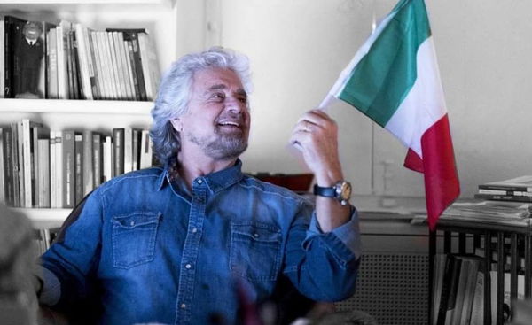 Per Grillo la democrazia rappresentativa è «zoppicante», meglio la «democrazia diretta»