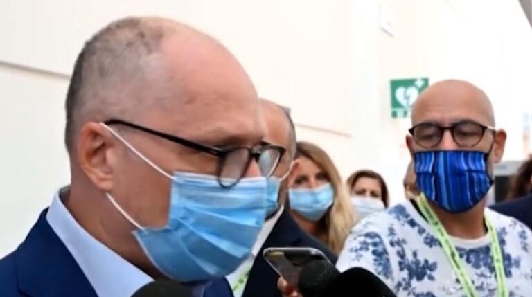 Ricciardi spiega perché non è corretto parlare di seconda ondata: «La prima non è mai finita» Ricciardi spiega perché non è corretto parlare di seconda ondata: «La prima non è mai finita»