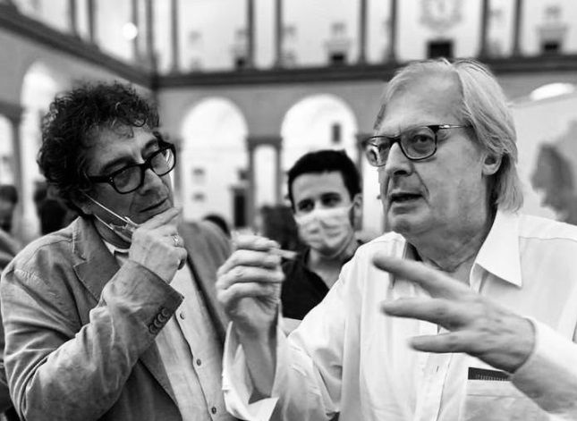 Sgarbi: “Se Zangrillo cambia idea e Berlusconi peggiora, allora ho sottovalutato il coronavirus”