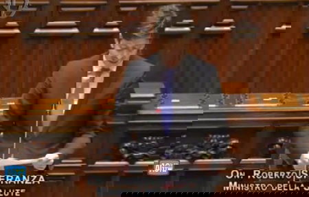 Per Speranza, le prime dosi del vaccino anti-Covid arriveranno in Italia entro il 2020 article-post