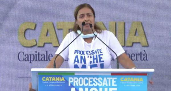 La leghista Maraventano e la frase (decontestualizzata) sulla «mafia che non ha più il coraggio di prima» | VIDEO