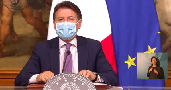 Secondo il sondaggio Ipsos il gradimento di Conte cala di 7 punti