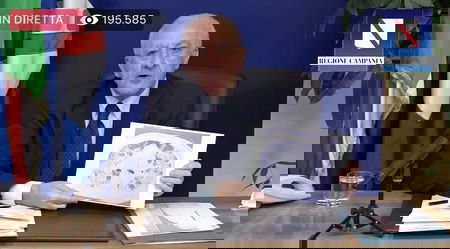 In 24 ore De Luca è passato dal lockdown totale all’apertura dei ristoranti fino alle 23 article-post