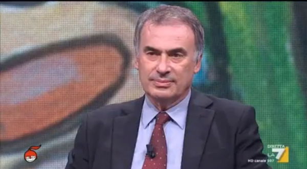 Covid, Ranieri Guerra lancia l’allarme: “Virus in crescita costante, dobbiamo intervenire”