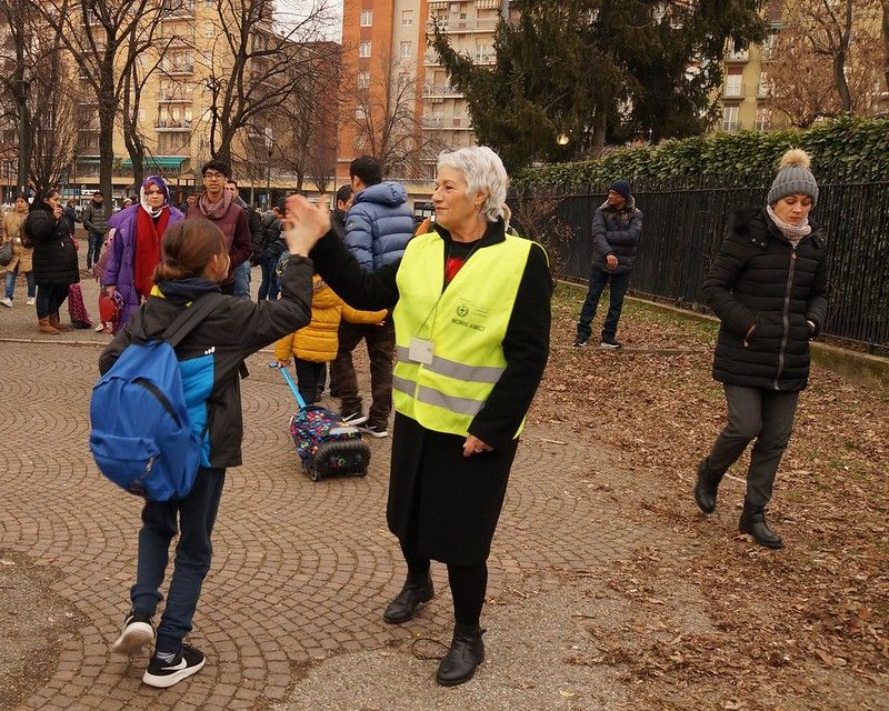 “Nonni amici”: il discutibile progetto del Comune di Milano al tempo del Covid-19 article-post