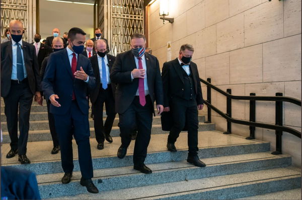 Pechino risponde a Pompeo: “Vuole destabilizzare i nostri rapporti con l’Italia”