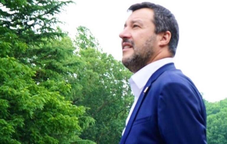 Salvini chiede di utilizzare anche i «farmaci che costano poco» per curare il Covid Salvini chiede di utilizzare anche i «farmaci che costano poco» per curare il Covid
