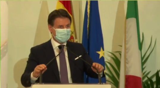 Dpcm entro domenica, Conte prova a resistere per evitare un coprifuoco nazionale dalle 23 alle 6 Dpcm entro domenica, Conte prova a resistere per evitare un coprifuoco nazionale dalle 23 alle 6