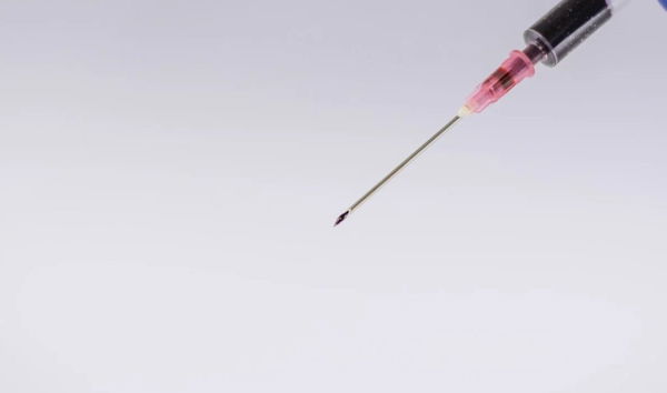 Terni, 18enne uccisa dalla dose di eroina iniettata dal fidanzato 21enne