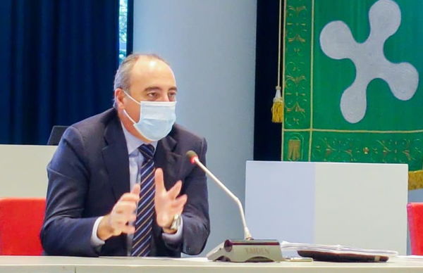 Gallera: «Sistema Lombardia funziona, premiati dirigenti che hanno trasformato posti Covid in non Covid»