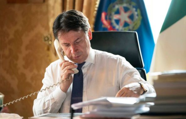 Conte smentisce la chiusura di bar e ristoranti alle 23 con il nuovo Dpcm