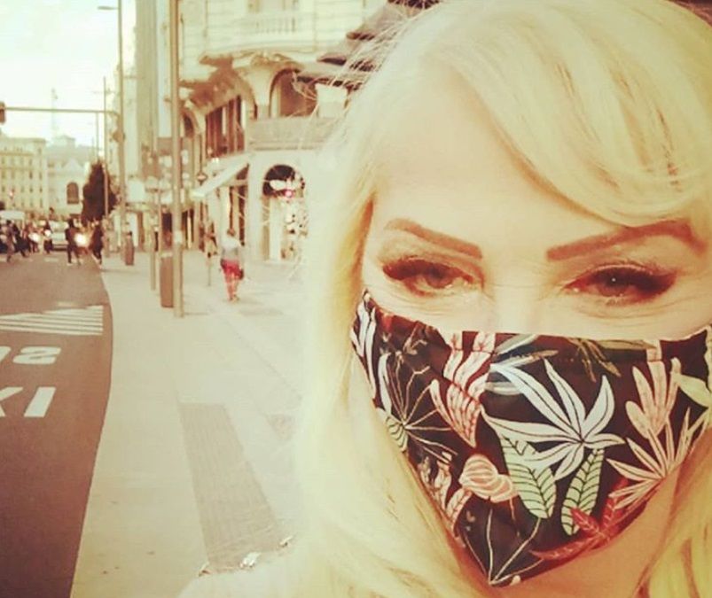 Ilona Staller e il vitalizio da ex parlamentare: «Tutto in beneficenza per il Covid» article-post