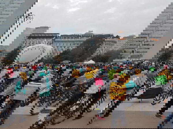 La rabbia dei rider: “lavoratori essenziali”, ma senza diritti