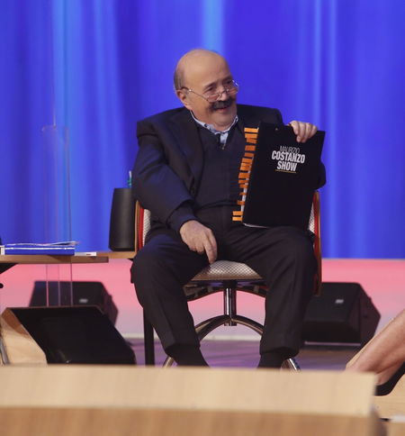 «Nella casa vorrei Malgioglio con Platinette. Il peggior concorrente è…» article-post