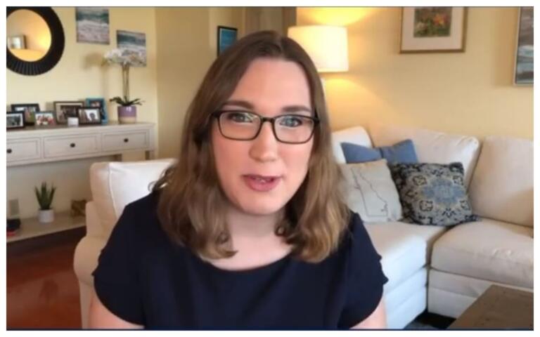 La senatrice trans Usa sbanca il web con la risposta perfetta La senatrice trans Usa sbanca il web con la risposta perfetta