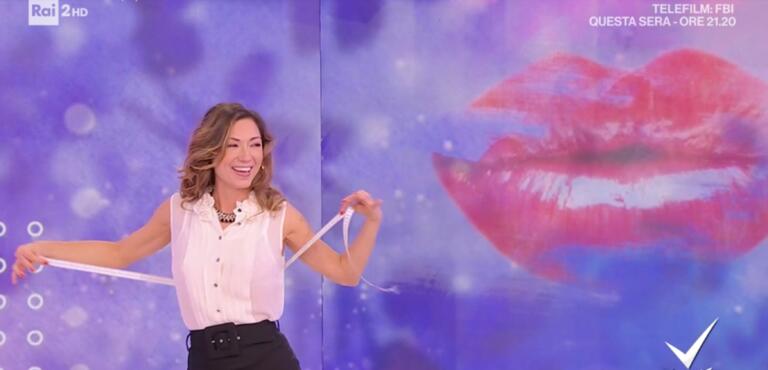 Detto Fatto: Errare è umano, perseverare è Rai 2 Detto Fatto: Errare è umano, perseverare è Rai 2