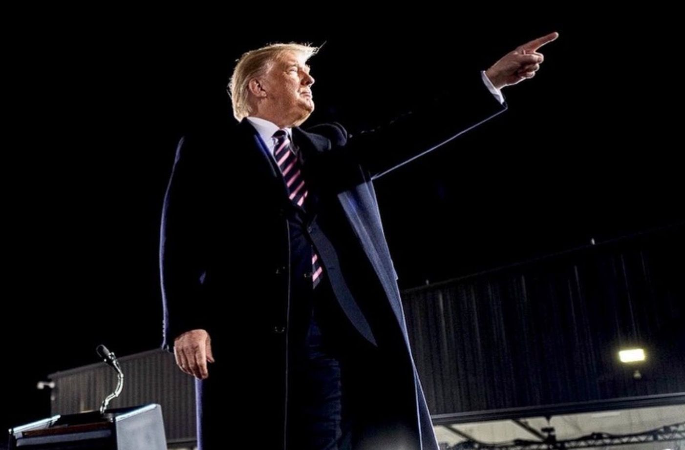 Studio legale abbandona Trump