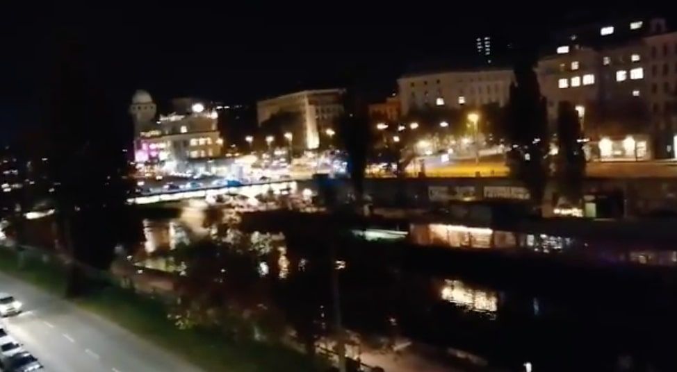 Sparatoria e feriti in Schwedenplatz a Vienna, a pochi passi dalla Sinagoga article-post