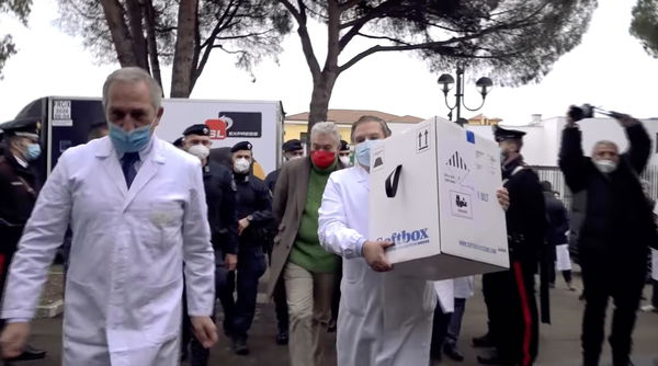 Dopo i no vax, il 2020 ci ha regalato anche i no van: i negazionisti dei furgoni