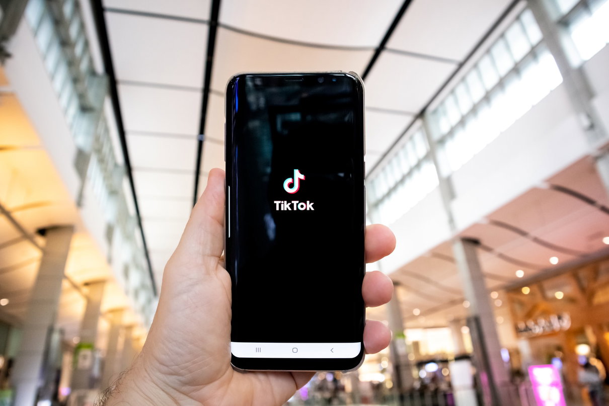Tik Tok nel mirino del Garante per la privacy per le poche tutele dei minori article-post