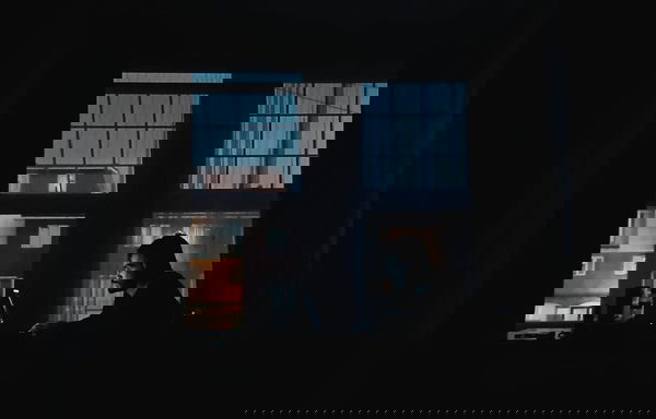 Abbiamo parlato con il «montatore dei silenzi» di Giuseppe Conte