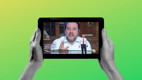 «Berlusconi al Quirinale, assolutamente sì». Ma su FB attaccava il Pd perché era «al governo con un condannato»