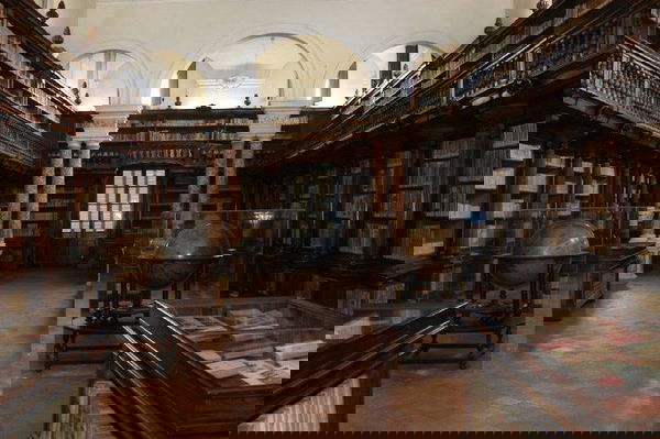 Lucca rischia di perdere la sua biblioteca: la petizione online per salvarla