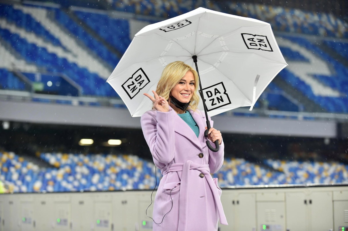 Anche la Leotta a Celebrity Hunted article-post