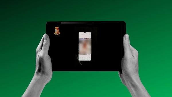 La Polizia Postale ci spiega la storia della TikToker da 731mila followers denunciata per «istigazione al suicidio»