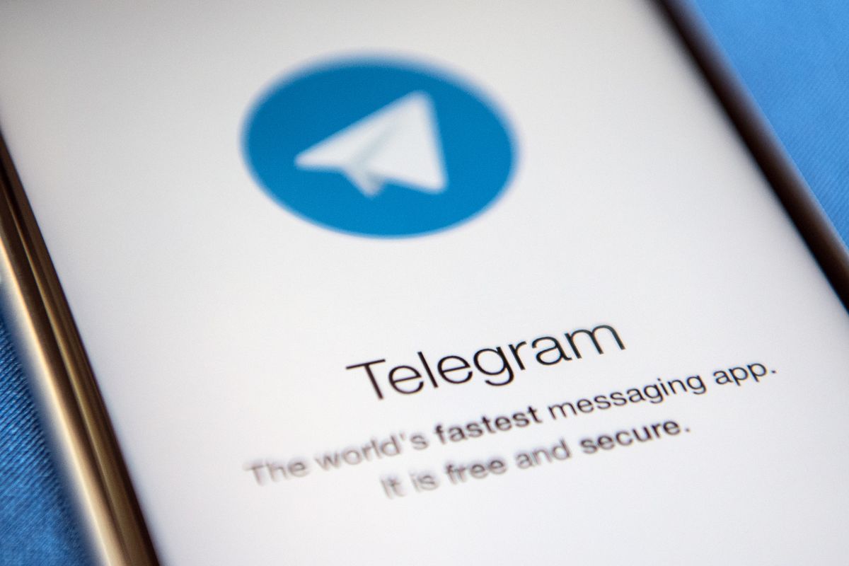 Telegram amplia le sue funzionalità: videochiamate di gruppo e sfondi animati article-post
