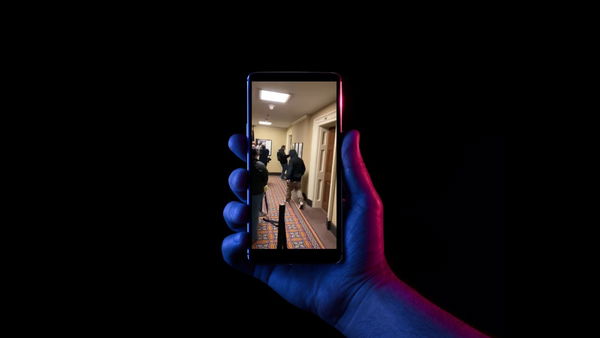 Capitol Hill, una manifestante stava pianificando di rubare il laptop di Nancy Pelosi