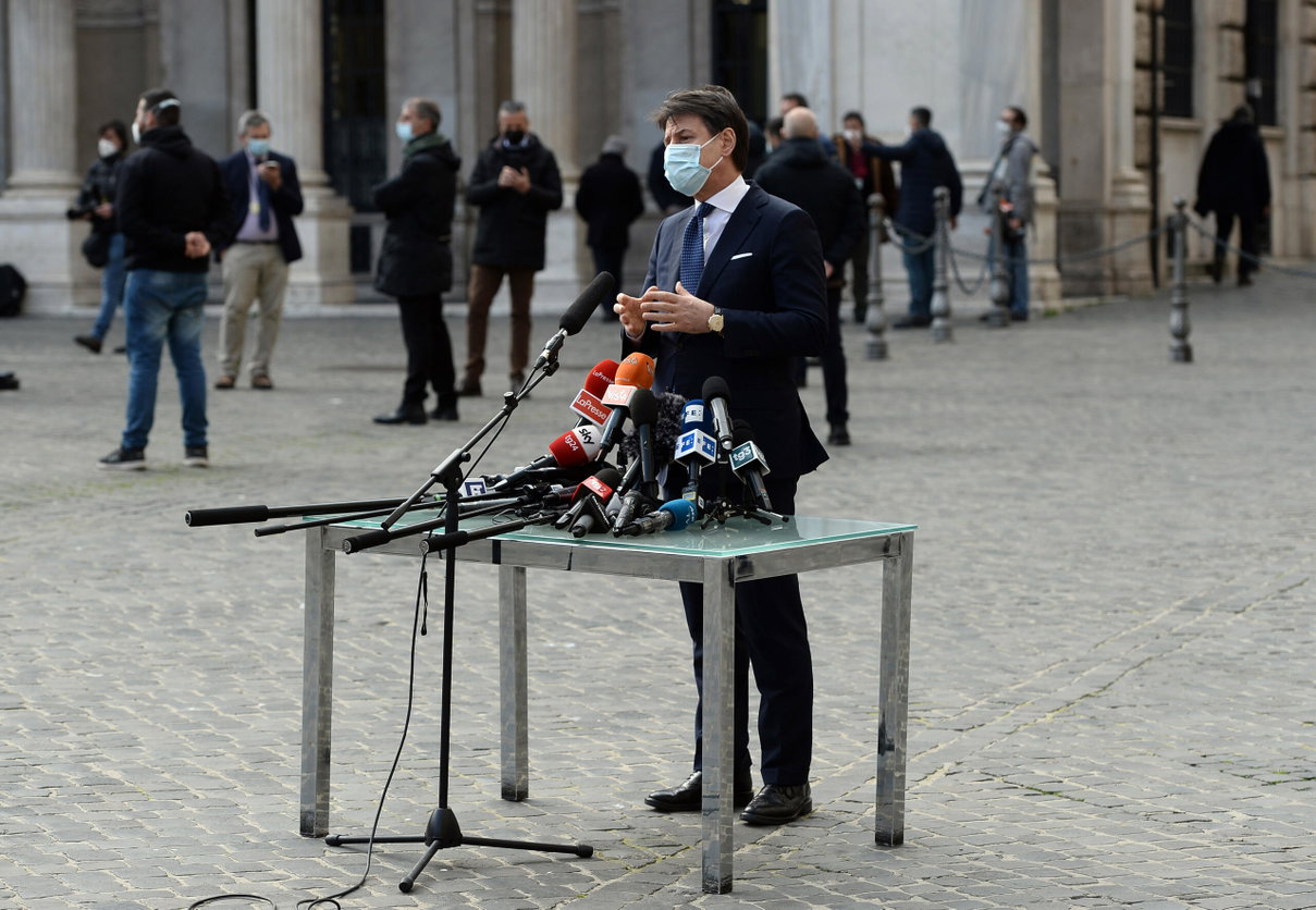 Tre soluzioni logistiche per evitare il «tavolino» di Giuseppe Conte (e gli errori di comunicazione) article-post